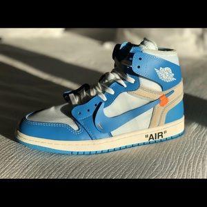 Worn 3x off white x Nike Jordan 1 unc size 10